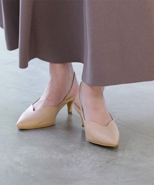 UR'S（ユアーズ）の「ウェーブラインスリングバックシューズ（パンプス・レディース・ブラック/ベージュ・L/LL/S/M）」の17枚目の写真