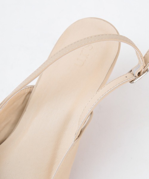 UR'S（ユアーズ）の「ウェーブラインスリングバックシューズ（パンプス・レディース・ブラック/ベージュ・L/LL/S/M）」の3枚目の写真