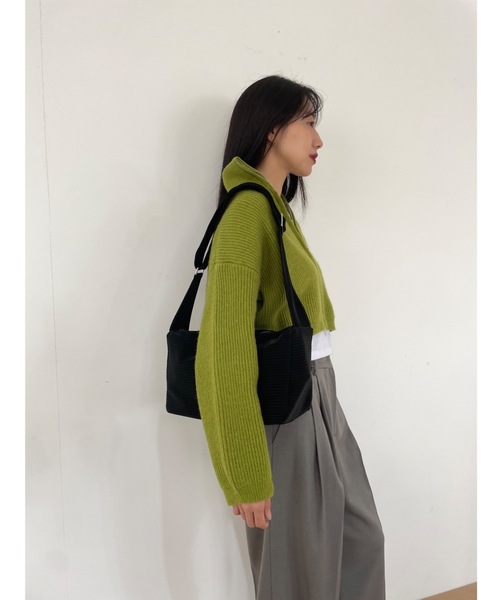 Didot.showroom（ディドット ショールーム）の「マットナイロンジップボディーバッグ（ボディバッグ/ウエストポーチ・レディース・アイボリー/カーキ/ブラック・FREE）」の8枚目の写真