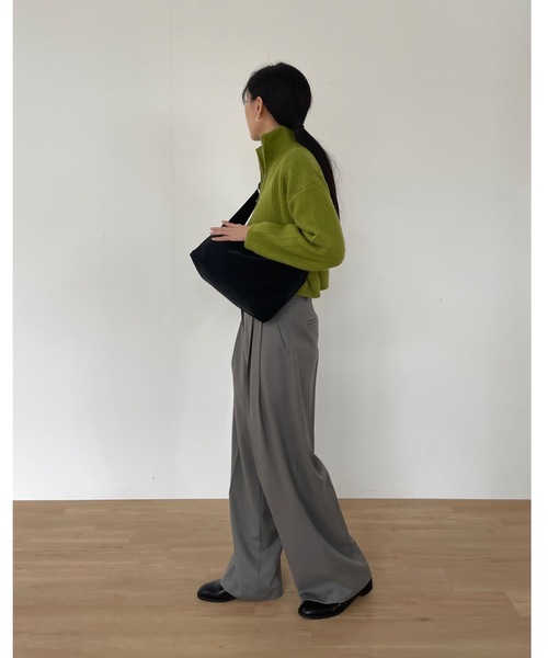 Didot.showroom（ディドット ショールーム）の「マットナイロンジップボディーバッグ（ボディバッグ/ウエストポーチ・レディース・アイボリー/カーキ/ブラック・FREE）」の16枚目の写真