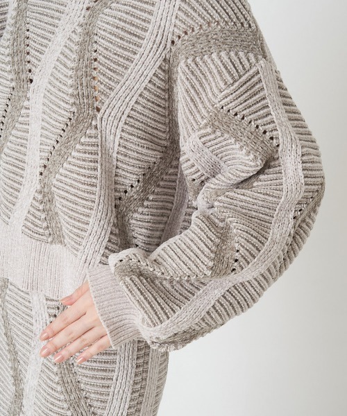 A de a.v.v（アードアー・ヴェ・ヴェ）の「ジャガードニットプルオーバー（ニット/セーター・レディース・アイボリー/ブラック・39）」の14枚目の写真