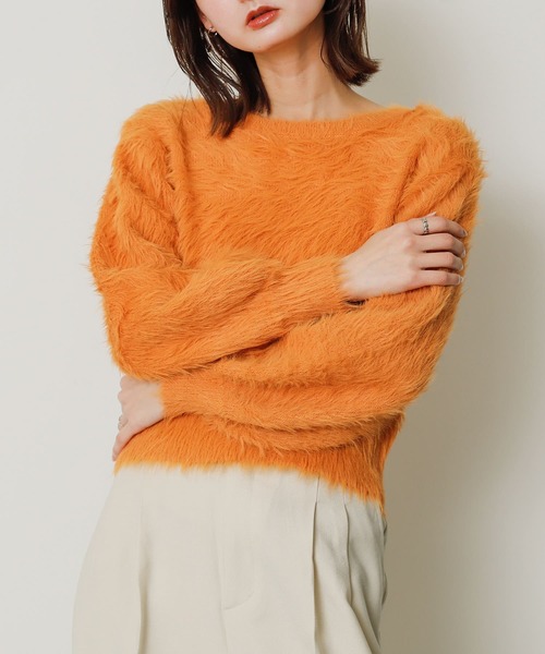 SENSE OF PLACE by URBAN RESEARCH（センスオブプレイスバイアーバンリサーチ）の「クルーネックフェザーセーター（ニット/セーター・レディース・チャコールグレー/ピンク/オレンジ/アイボリー/ライトブルー/ミント/イエロー・ONE）」の10枚目の写真