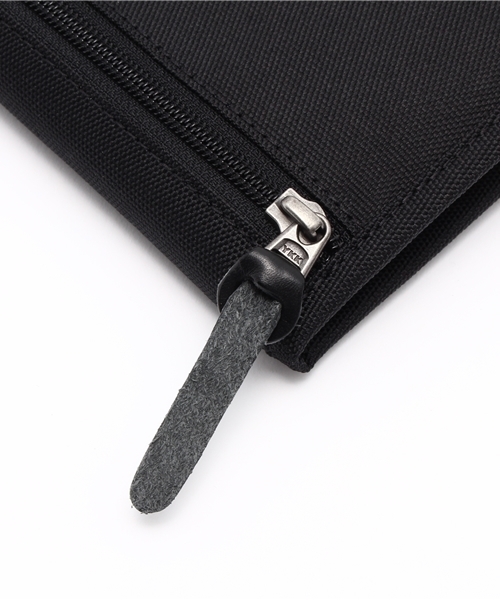 【セール】FLEXIBLE TRAVEL WALLET（財布）｜MAKAVELIC（マキャベリック）