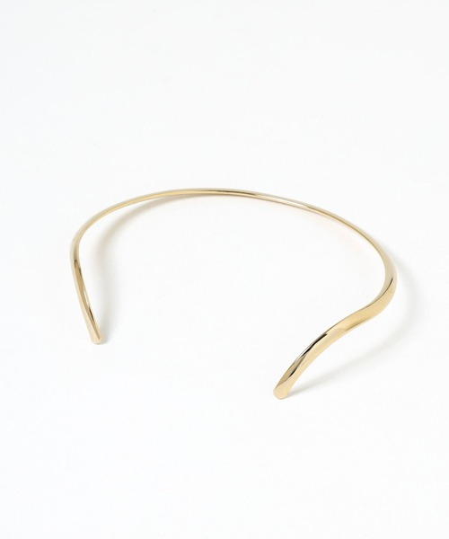 A part by(アパートバイ)の「カーブネックカフ(ネックレス・レディース・シルバー/ゴールド・FREE)」の4枚目の写真