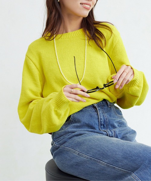 Chez toi(シェトワ)の「袖ギャザーモールニットプルオーバー(ニット/セーター・レディース・ネイビー/イエロー/アイボリー・FREE)」の3枚目の写真