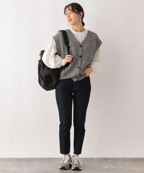 GLOBAL WORK(グローバルワーク)の「お手入れらくらく袖ボリューム長袖/975613(シャツ/ブラウス・レディース・ブルー系その他5/ドット/チェック/アイボリー/ストライプ/ベージュ系その他4/ライトグレー/オフホワイト・LARGE/MEDIUM)」の9枚目の写真