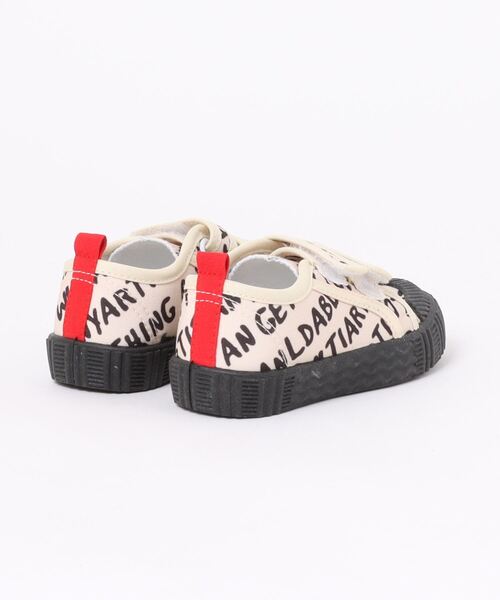 shoes365（シューズスリーシックスファイヴ）の「【shoes365】かわいい　マジックテープスニーカー（スリッポン・キッズ・ブラック/ベージュ/ホワイト・15.0cm/16.0cm/15.5cm/16.5cm/17.5cm/18.5cm/18.0cm）」の14枚目の写真