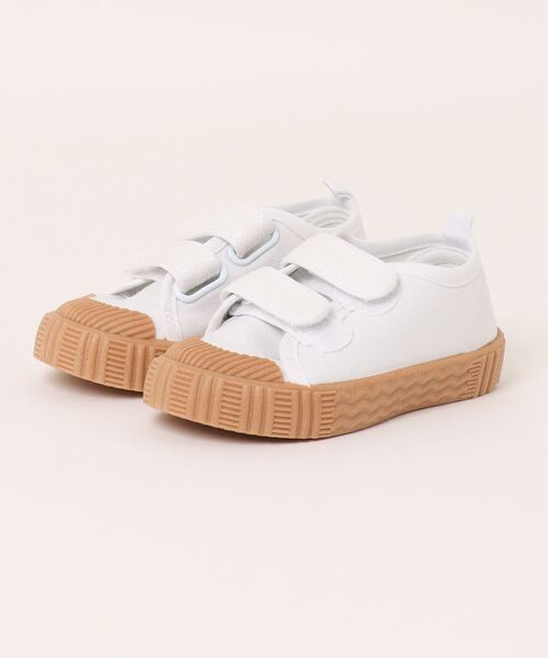 shoes365（シューズスリーシックスファイヴ）の「【shoes365】かわいい　マジックテープスニーカー（スリッポン・キッズ・ブラック/ベージュ/ホワイト・15.0cm/16.0cm/15.5cm/16.5cm/17.5cm/18.5cm/18.0cm）」の13枚目の写真