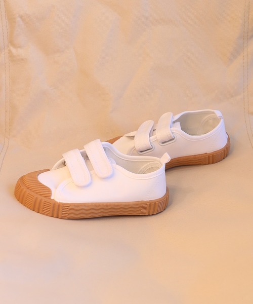 shoes365（シューズスリーシックスファイヴ）の「【shoes365】かわいい　マジックテープスニーカー（スリッポン・キッズ・ブラック/ベージュ/ホワイト・15.0cm/16.0cm/15.5cm/16.5cm/17.5cm/18.5cm/18.0cm）」の9枚目の写真