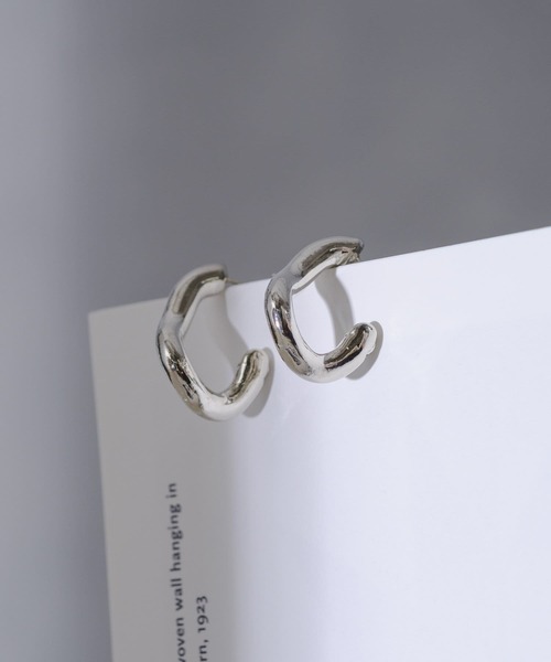 BIRTHDAY BAR（バースデイバー）の「Bold Wave Pierce（ピアス（両耳用）・レディース・シルバー・フリー）」の4枚目の写真