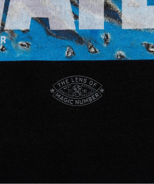 MAGIC NUMBER（マジック ナンバー）の「【MAGIC NUMBER】SEE YOU IN YHE WATER ART by Cooga Supaca（Tシャツ/カットソー・メンズ・ブラック/ホワイト/グレー・X-LARGE/LARGE/MEDIUM）」の7枚目の写真