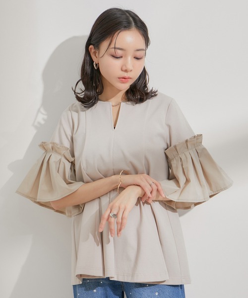 VIS（ビス）の「タックスリーブボリュームチュニック（Tシャツ/カットソー・レディース・ベージュ/ブラック/ホワイト・FREE）」の10枚目の写真