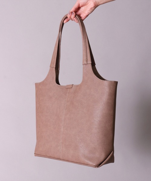 Legato Largo（レガートラルゴ）の「(LF)【Legato Largo】ネオノスタルジック フェイクレザー A4 トートバッグ（トートバッグ・レディース・ブラック/ライトグレー/グレイッシュベージュ・ONE SIZE）」の17枚目の写真