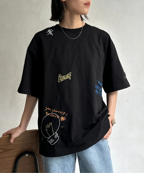 CPCM(シーピーシーエム)の「落書き柄T(Tシャツ/カットソー・メンズ・グレー/チャコールグレー/ホワイト/イエロー・MEDIUM/LARGE)」の2枚目の写真