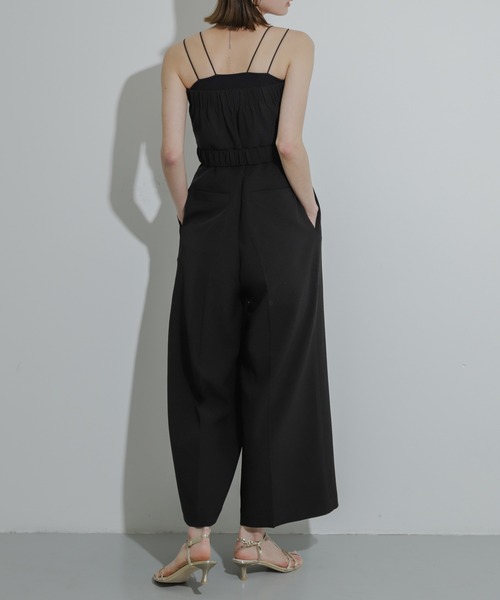 SENSE OF PLACE by URBAN RESEARCH（センスオブプレイスバイアーバンリサーチ）の「ベルトツキベアパンツ（サロペット/オーバーオール・レディース・ブラック/ライトベージュ/グレー・MEDIUM/SMALL）」の4枚目の写真