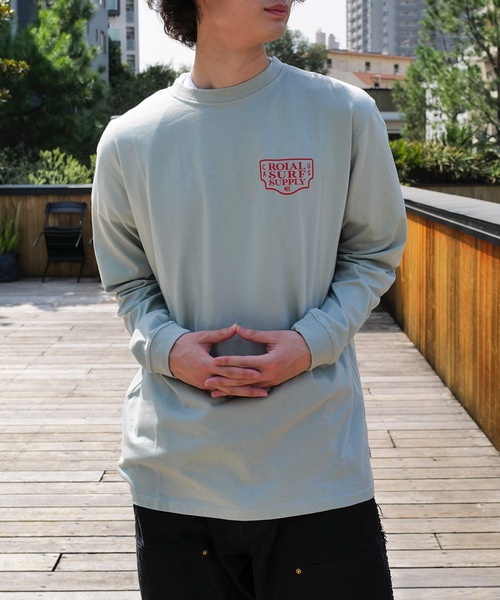 roial（ロイアル）の「DESIGN TEE/ROIAL(ロイアル)スタンダードフィットバックプリントロングカットソー（Tシャツ/カットソー・メンズ・ホワイト/ネイビー/グリーン系その他3・LARGE/MEDIUM/X-LARGE）」の4枚目の写真