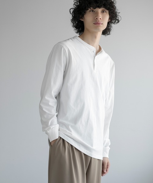 aimoha（アイモハ）の「aimoha men CLASSIC HENLEY LONG SLEEVE（Tシャツ/カットソー・メンズ・グレー/ブラック/ホワイト/ダークグレー/ネイビー・LARGE/X-LARGE/XX-LARGE/XXX-LARGE）」の2枚目の写真