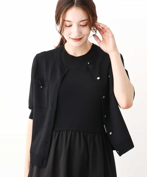 MK MICHEL KLEIN（エムケーミッシェルクラン）の「メタル釦ディティール半袖ニットカーディガン（ニット/セーター・レディース・ブルーグリーン/ブラック/ライトブラウン・38）」の2枚目の写真