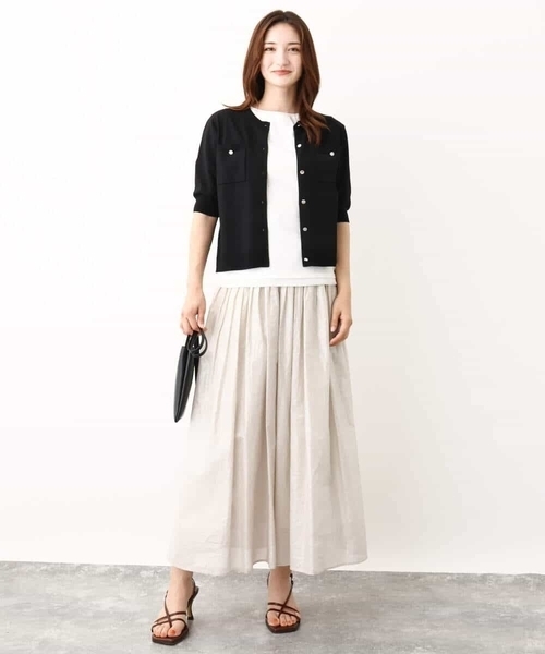 MK MICHEL KLEIN（エムケーミッシェルクラン）の「メタル釦ディティール半袖ニットカーディガン（ニット/セーター・レディース・ブルーグリーン/ブラック/ライトブラウン・38）」の5枚目の写真