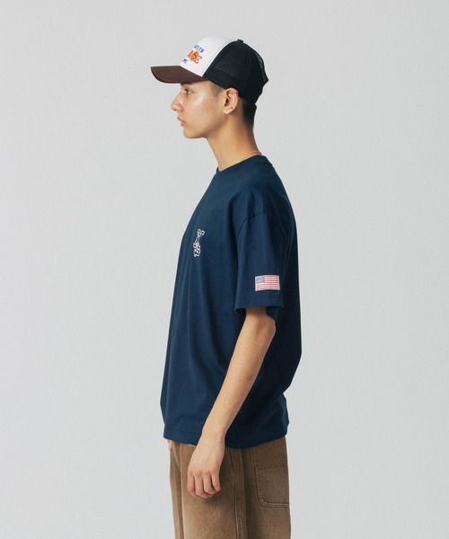 大人気 XLARGE LA VARSITY S/S TEE ディテールにこだわった一着 エクストララージ XLARGE LA VARSITY S/S TEE BLACK