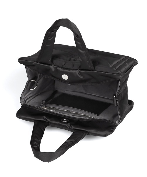 Vivienne Westwood ACCESSORIES（ヴィヴィアンウエストウッドアクセサリー）の「トートバッグS【859169 F13E】（トートバッグ・レディース・ブラック・FREE）」の4枚目の写真