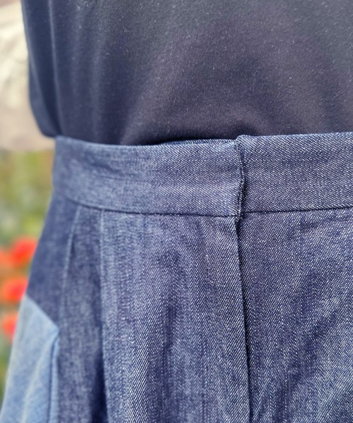 AVIE（アビィ）の「ペプラムデザインデニムキュロットパンツ（デニムパンツ・レディース・インディゴブルー・38）」の10枚目の写真