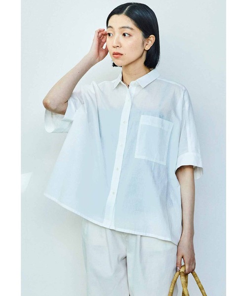 ＴＨＲＥＥ ＦＩＦＴＹ ＳＴＡＮＤＡＲＤ こだわり生地でつくったワイドシルエットシャツ〈オフホワイト〉（シャツ/ブラウス）｜THREE FIFTY STANDARD（スリーフィフティースタンダード）