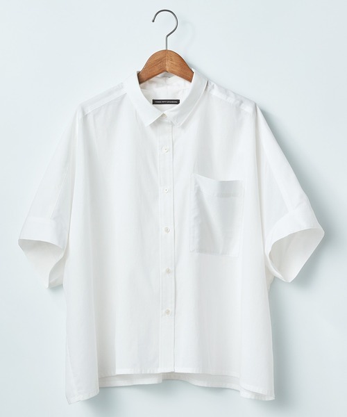 ＴＨＲＥＥ ＦＩＦＴＹ ＳＴＡＮＤＡＲＤ こだわり生地でつくったワイドシルエットシャツ〈オフホワイト〉（シャツ/ブラウス）｜THREE FIFTY STANDARD（スリーフィフティースタンダード）