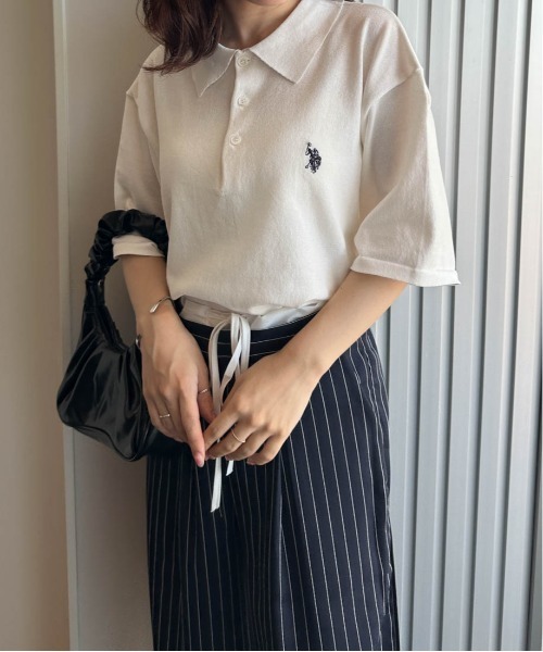 U.S. POLO ASSN.(ユーエスポロアッスン)の「<U.S.POLO ASSN.> ワンポイント刺繍半袖ニットポロシャツ(ニット/セーター・レディース・ネイビー系/ベージュ系その他/オフホワイト/ベージュ/ネイビー/ブラック・M)」の13枚目の写真