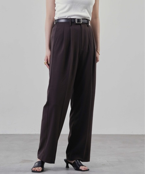 1chaku.(イッチャク)の「ツータックストレートパンツ(スラックス・レディース・ターコイズブルー/ライトベージュ/ブラウン/ダークカーキ/アッシュブラウン/グレー/アイボリー/ブラック・マルチサイズ)」の18枚目の写真