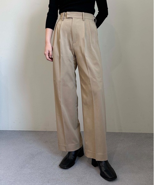 1chaku.(イッチャク)の「ツータックストレートパンツ(スラックス・レディース・ターコイズブルー/ライトベージュ/ブラウン/ダークカーキ/アッシュブラウン/グレー/アイボリー/ブラック・マルチサイズ)」の20枚目の写真