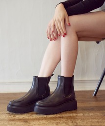 Mode et Jacomo（モードエジャコモ）の「厚底サイドゴアブーツ（ブーツ）」