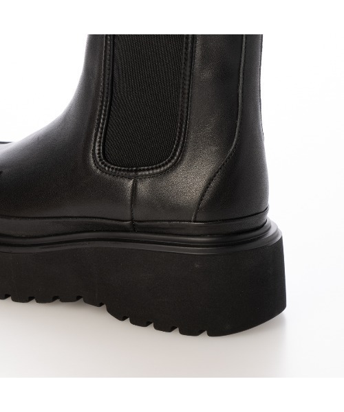 Mode et Jacomo（モードエジャコモ）の「厚底サイドゴアブーツ（ブーツ・レディース・クリーム/ブラック/ブラック系その他4・22.5cm/23cm/23.5cm/24cm/24.5cm）」の9枚目の写真