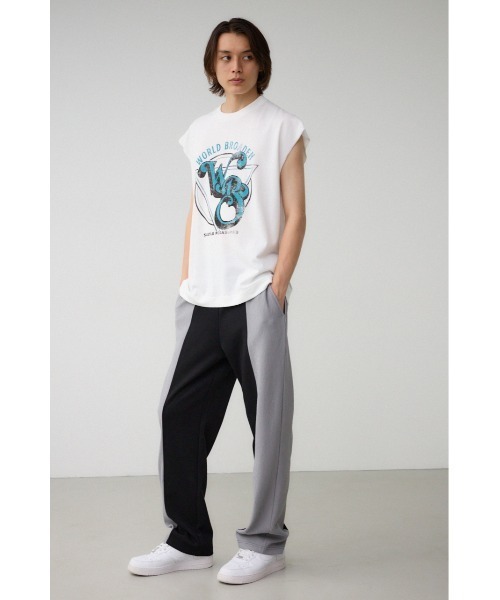 AZUL by moussy(アズールバイマウジー)の「グラフィックノースリーブトップス(タンクトップ・メンズ・オフホワイト/ダークパープル/ライトブラック・FREE)」の6枚目の写真