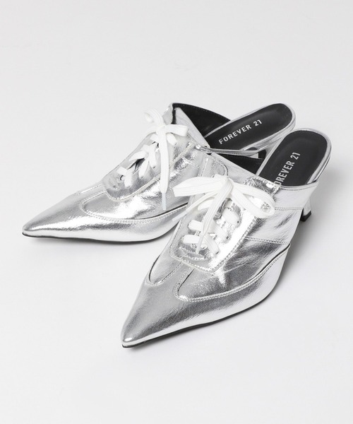 FOREVER 21（フォーエバー トゥエンティーワン）の「【2024FW】スニーカーミュール（パンプス・レディース・ブラック/シルバー・MEDIUM/LARGE）」の10枚目の写真