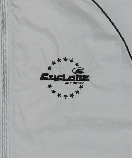 SPINNS（スピンズ）の「ストリート＆グランジ/ナイロンジャケット パイピング（ナイロンジャケット・メンズ・ネイビー/ブラック/グレー・ONESIZE）」の10枚目の写真