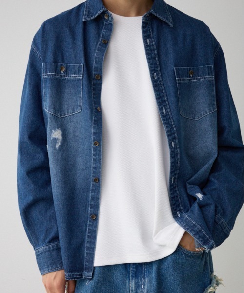 AZUL by moussy(アズールバイマウジー)の「AZUL DENIM ダメージシャツ(シャツ/ブラウス・メンズ・ブラック/ブルー・LARGE/MEDIUM)」の2枚目の写真