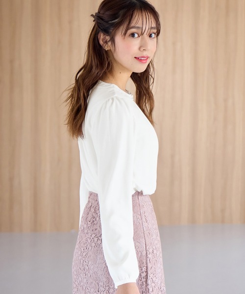 alotta（アロッタ）の「あったか裏地付ネックパールブラウス（シャツ/ブラウス・レディース・スモークピンク/ホワイト/ネイビー/ライトオレンジ系・L/M/LL/3L）」の13枚目の写真