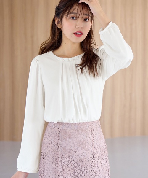 alotta（アロッタ）の「あったか裏地付ネックパールブラウス（シャツ/ブラウス・レディース・スモークピンク/ホワイト/ネイビー/ライトオレンジ系・L/M/LL/3L）」の12枚目の写真