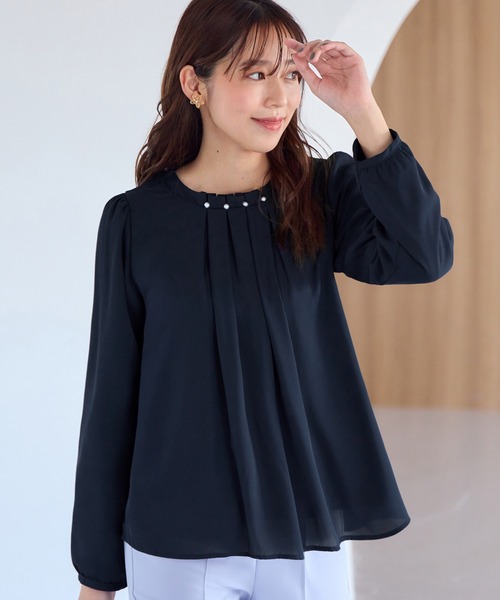 alotta（アロッタ）の「あったか裏地付ネックパールブラウス（シャツ/ブラウス・レディース・スモークピンク/ホワイト/ネイビー/ライトオレンジ系・L/M/LL/3L）」の17枚目の写真