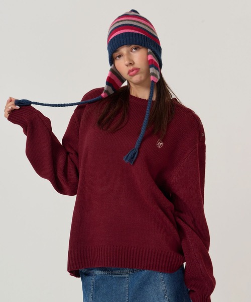 エンブレム付き ショルダーボタンニットプルオーバー TINA