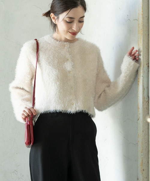 OPAQUE.CLIP(オペークドットクリップ)の「◆《6color》シャギーニットショートカーディガン【洗濯機洗い可】(カーディガン/ボレロ・レディース・ブラック/オフホワイト/チャコールグレー/グリーン/パープル系1/ライトブルー・00)」の2枚目の写真