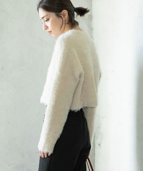 OPAQUE.CLIP(オペークドットクリップ)の「◆《6color》シャギーニットショートカーディガン【洗濯機洗い可】(カーディガン/ボレロ・レディース・ブラック/オフホワイト/チャコールグレー/グリーン/パープル系1/ライトブルー・00)」の13枚目の写真