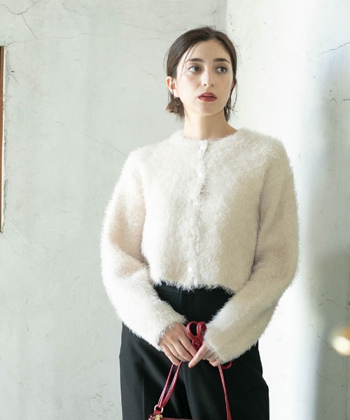 OPAQUE.CLIP(オペークドットクリップ)の「◆《6color》シャギーニットショートカーディガン【洗濯機洗い可】(カーディガン/ボレロ・レディース・ブラック/オフホワイト/チャコールグレー/グリーン/パープル系1/ライトブルー・00)」の10枚目の写真