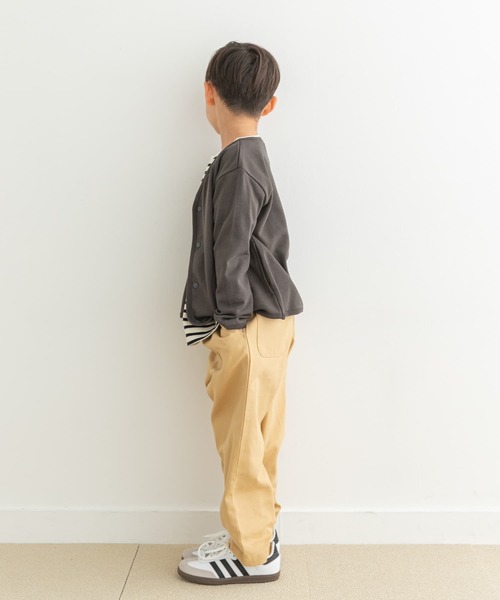 URBAN RESEARCH DOORS（アーバンリサーチドアーズ）の「裏毛Vネックカーディガン(KIDS)（Tシャツ/カットソー・キッズ・チャコールグレー/ホワイト系その他・105/120/135）」の13枚目の写真