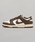NIKE�i�i�C�L�j�́uNIKE WMNS DUNK LOW DD1503-124�i�X�j�[�J�[�j�v�b�z���C�g