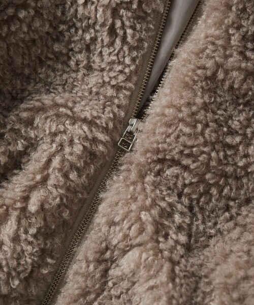 セール】限定展開 ビッグシルエット フェイクファー スタンドカラー