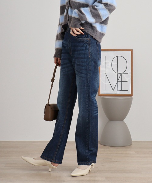 atONE(アットワン)の「スリムストレートデニムパンツ(デニムパンツ・レディース・ネイビー/ワンウォッシュ/ブルー・L/LL/3L/4L/M)」の4枚目の写真