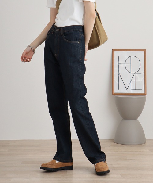 atONE(アットワン)の「スリムストレートデニムパンツ(デニムパンツ・レディース・ネイビー/ワンウォッシュ/ブルー・L/LL/3L/4L/M)」の13枚目の写真