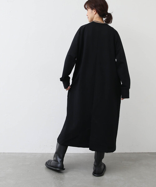 JOURNAL STANDARD LUXE(ジャーナルスタンダード ラックス)の「ポンチ クルーネックワンピース(ワンピース・レディース・ブラック・FREE)」の3枚目の写真